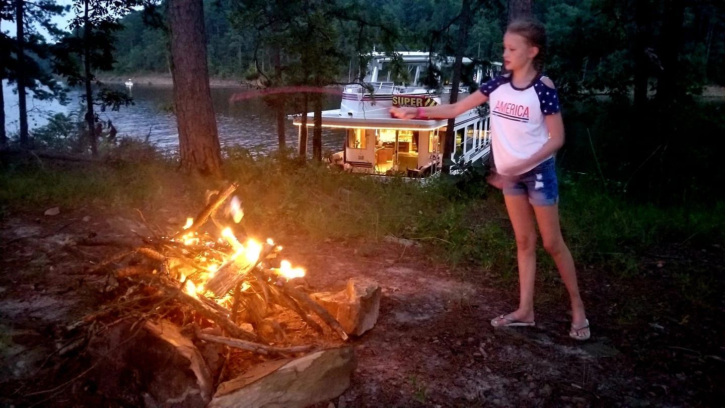 Lakeside campfire at Iron Mountain Marina